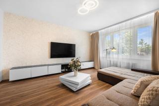 Apartment 10 minutes from city centre with garden - Bratislava - 0
