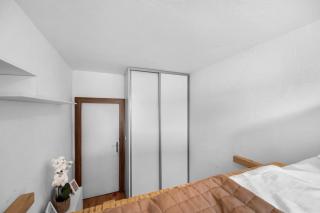 Apartment 10 minutes from city centre with garden - 4