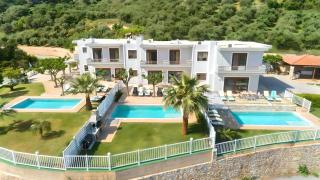 Sunlight Villas Heated Pool - Mathés - 2