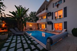 VILLA ATLAS Muhafazakar Havuzlu, Mustakil Geniş Bahçeli - Sapanca - 7
