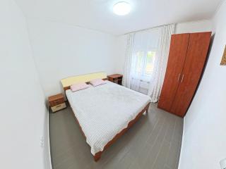 Tivat Family Garden Apartments - Near Airport & Beach, Quiet Stay - Tivat - 5