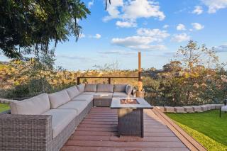Clairemont Mesa Chic 4BR with Patio and Hot Tub - San Diego - 1