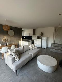 Rez de jardin tout équipé - Salindres - 6