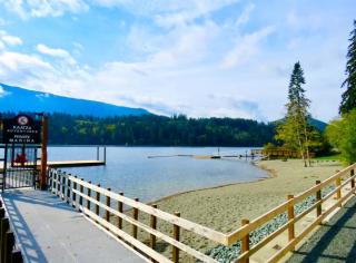 Brand New Sunny Lake House - Lake Cowichan - 7