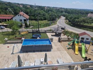 Casa dintre munti - Novaci-Străini - 8