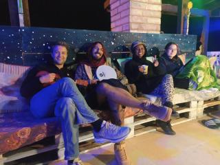 Pinwheel Hostel Vlora & Rooftop Bar - Vlora - 9