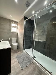 Modern 7 Bed room Home Corporate-Group Parking - 6