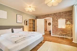 Urban base for up to 8 people in Berlin Mitte - Berlim - 4
