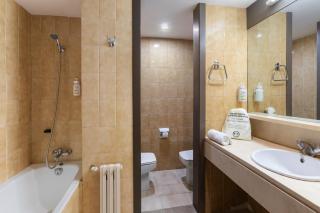 B&B HOTEL Zaragoza Royal - Saragozza - 2