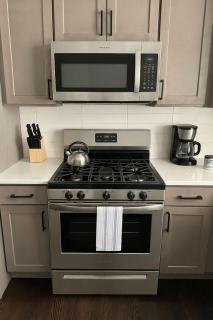 Modern 2BR Haven in Chicago - Cullom C1 - Chicago - 4