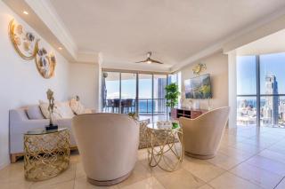 Sub-Penthouse 44th Floor! - Gold Coast - 9
