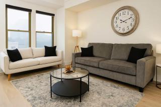 Sleek & Snug 2BR Apartment - LSalle 703 - Chicago - 0