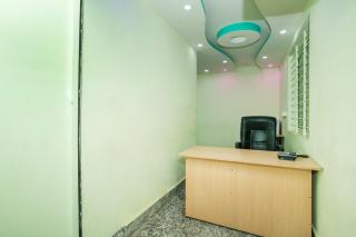 Hotel O Om Sai Residency - Chik Bānavar - 9