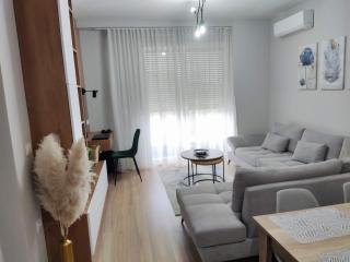 Golden View Tirana Apartment - 1