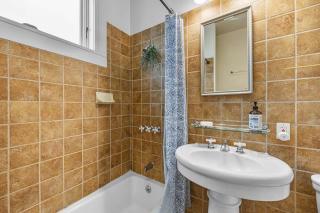 #Urban Elegance 3BR With Parking Near UC BART & Downtown - 2