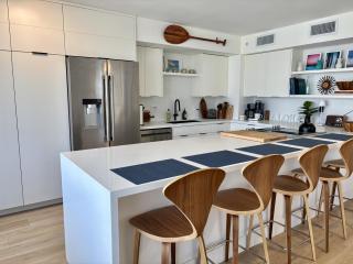 Waikiki Getaway Penthouse Suite condo - Honolulu - 0