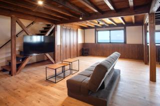 Iso Ocean Breeze Villa - - 1
