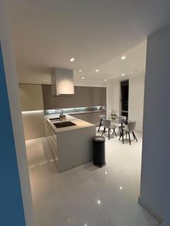 Stunning Canary Wharf apartment City view - 6