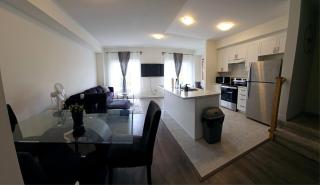 Cozy Home Close to Blue Mountain and Collingwood - Shelburne - 1