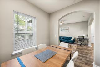 Gorgeous 2BR 2BA Condo Only 10 Mins to the Beach - Melbourne - 8