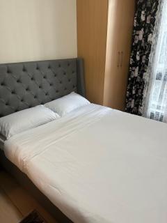 Serene Escape near Venice Grand Canal Mall Taguig - Manila - 4