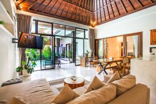 Luxury 3 Bedroom Villa with Pool - 200m to Canggu Beach - Canggu - 9