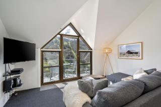 Lantern 33 - Balcony - Thredbo - 8
