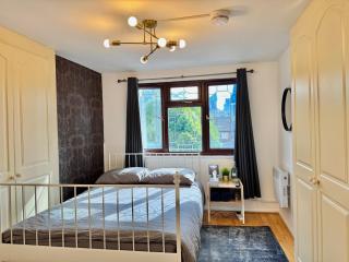 The Vallance House - 6