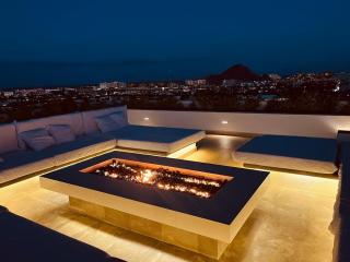 Cabo Penthouse Rooftop Pool Walk to Marina - Cabo San Lucas - 9