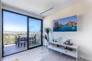 Cabo Penthouse Rooftop Pool Walk to Marina - 1