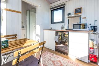 Black Horse Cabin 2 by Tiny Away - Parakakau - 5