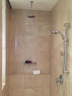 Luxury Romance - 5 to Beach - Casuarina - 9