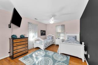The House on the Hill - Year Round Rental - Augusta - 4