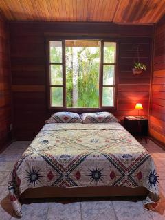 QUARTO em Casa de Madeira no Alto da Serra - PetFriendly - São Roque - 6
