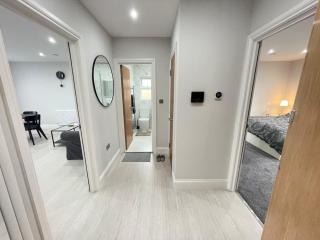 Newly built spacious 1 bedroom apartment - Londra - 5