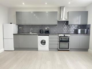 Newly built spacious 1 bedroom apartment - Londra - 2
