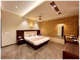Swimming Pool Beach Front HOTEL GPR ! PURI, fully Air Conditioned Rooms And BREAKFAST, Wifi & Restaurant And Parking - Best Hotel - Puri - 5