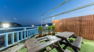 Geoje Wave Hotel & Pension - Geoje - 1