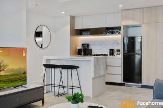 Modern Riverview Haven 1-Bedroom Getaway - 1