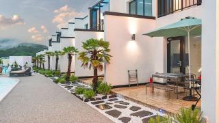 Yeosu Cave Pool Villa - 5