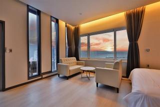Changwon Jinhae Hotel 701 - Changwon - 8