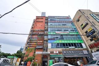 Changwon Bonggok-dong Hotel Daon - Changwon - 7