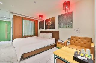 Gimpo Hotel California - 2