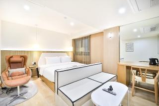 Busan Brown Dot Yeongdo Bridge Branch - Busan - 0