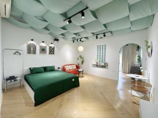 CentralOldQuarter LargeBalcony 2BR FullyEquipped - Hanoi - 2