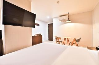 Geojedo Jangseungpo Hotel Carara - Ongmyŏng - 6