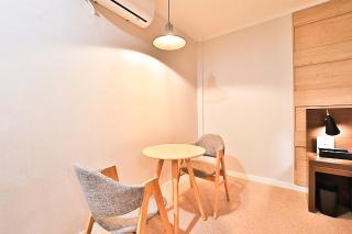 Geojedo Jangseungpo Hotel Carara - Ongmyŏng - 3