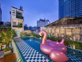 Quiet Condo near Bui Vien Street-Good time with Family-Pool Rooftop - 2