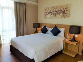 163 SUPER KING BED STUDIO near Petronas Twin Tower KLCC KL Convention Center by Zen Glo - Kuala Lumpur - 9