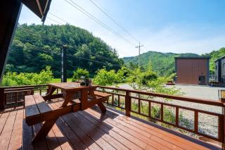 Gapyeong Maid Spa Pension N Pool Pension - 3